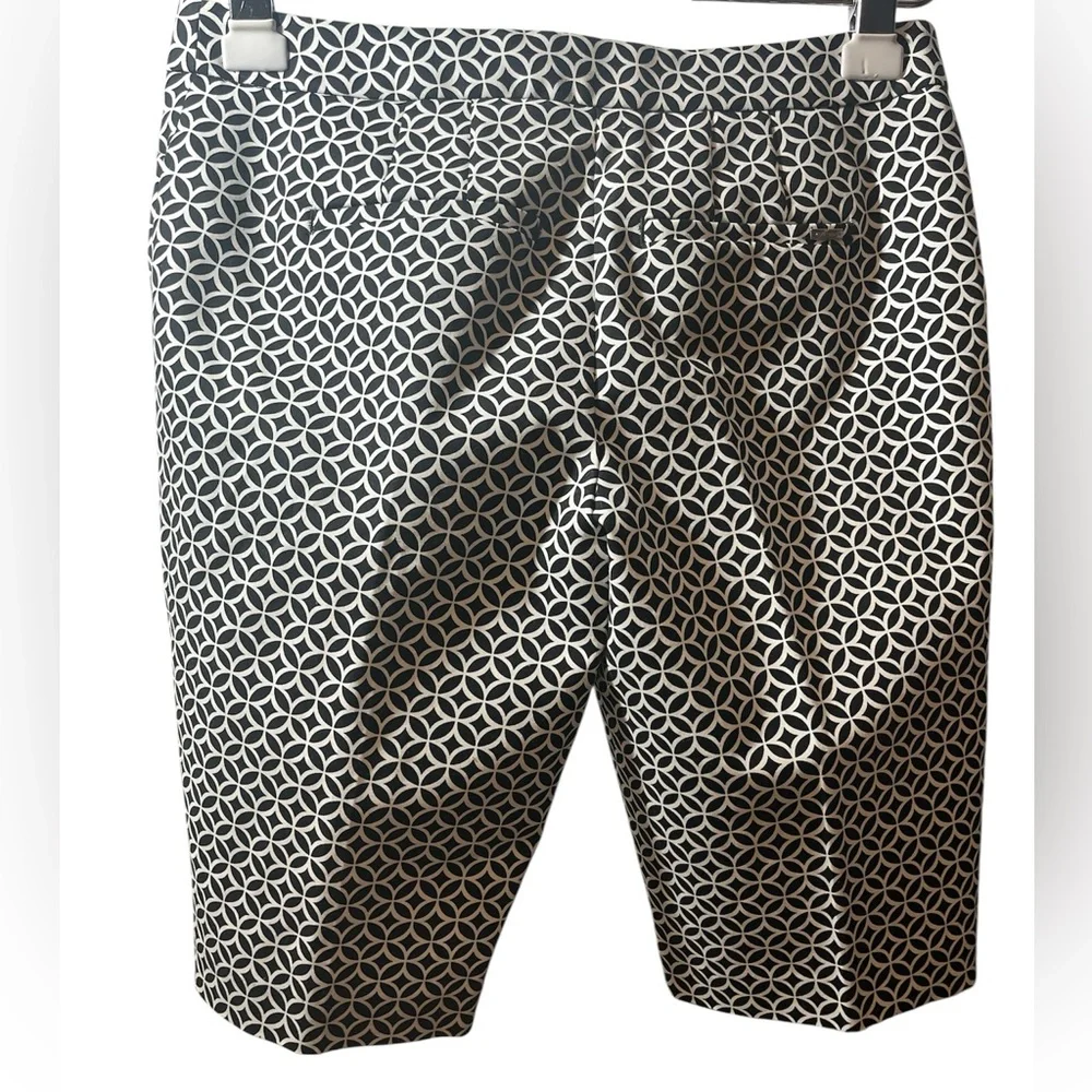 White House Black Market Geometric Black and White Bermudas NWT
